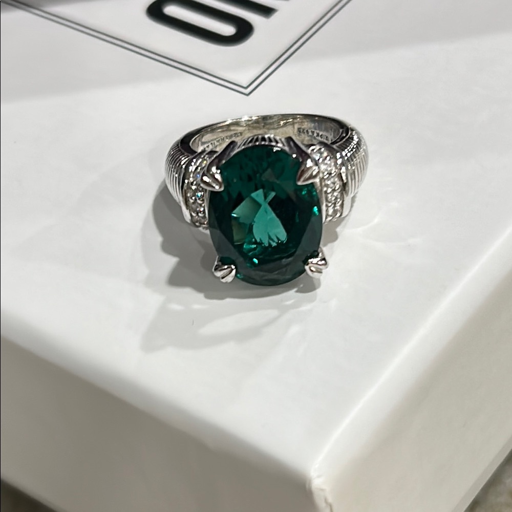 Judith ripka green stone ring